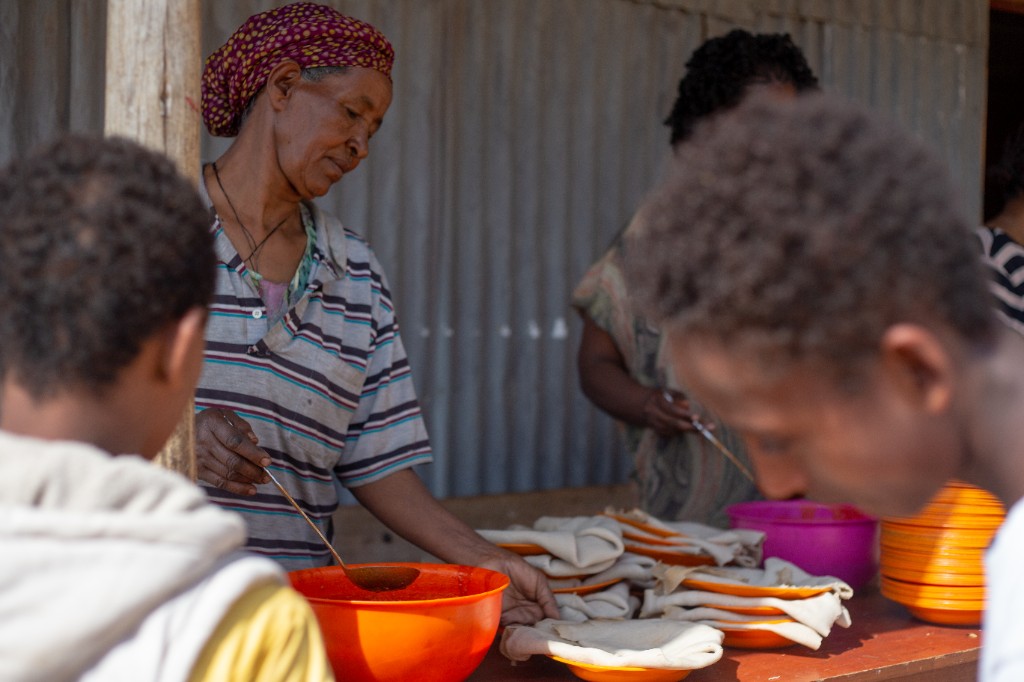 Community meal preparation and distribution